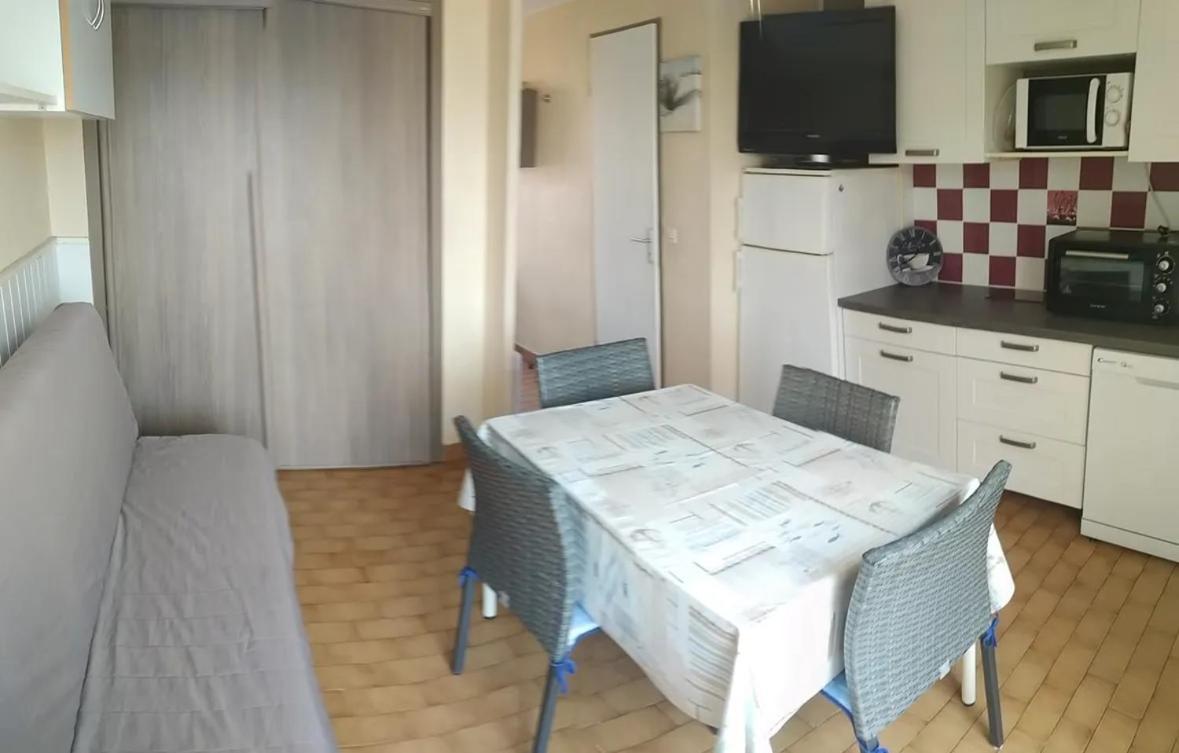 Appartement T2 Avec Piscine, Proche De La Plage Et Du Port Gruissan Dış mekan fotoğraf